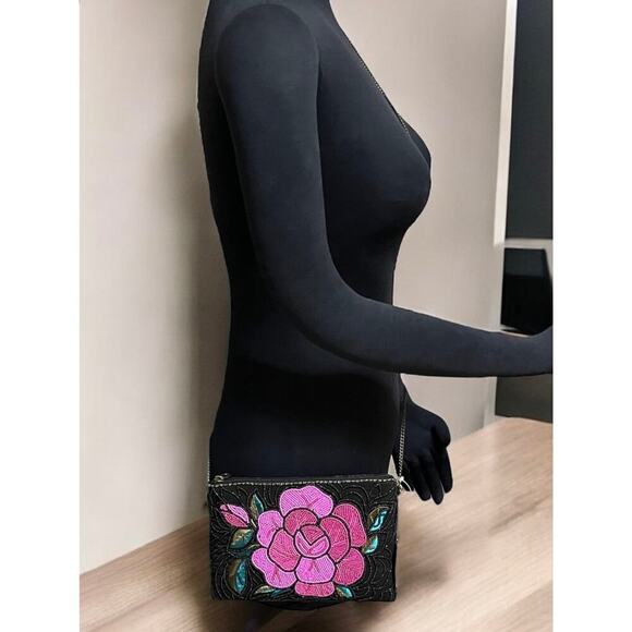 NWT Mary Frances Bag #S002-113 “Scent-Sational” Beaded Bag - Picture 3 of 7